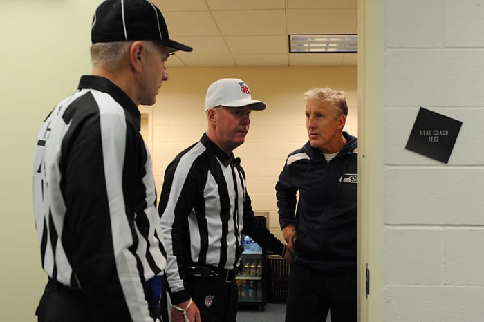 pete-carroll-refs-800.jpg